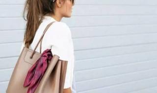 石油大王洛克菲勒有一段妙语:如果把我身上的衣服全部都剥光,一个子儿都不剩,然后把我扔到大沙漠去 一件衣服都不剩