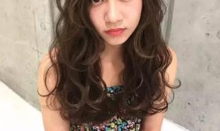 自然卷发很炸适合什么发型 最新卷发发型图片